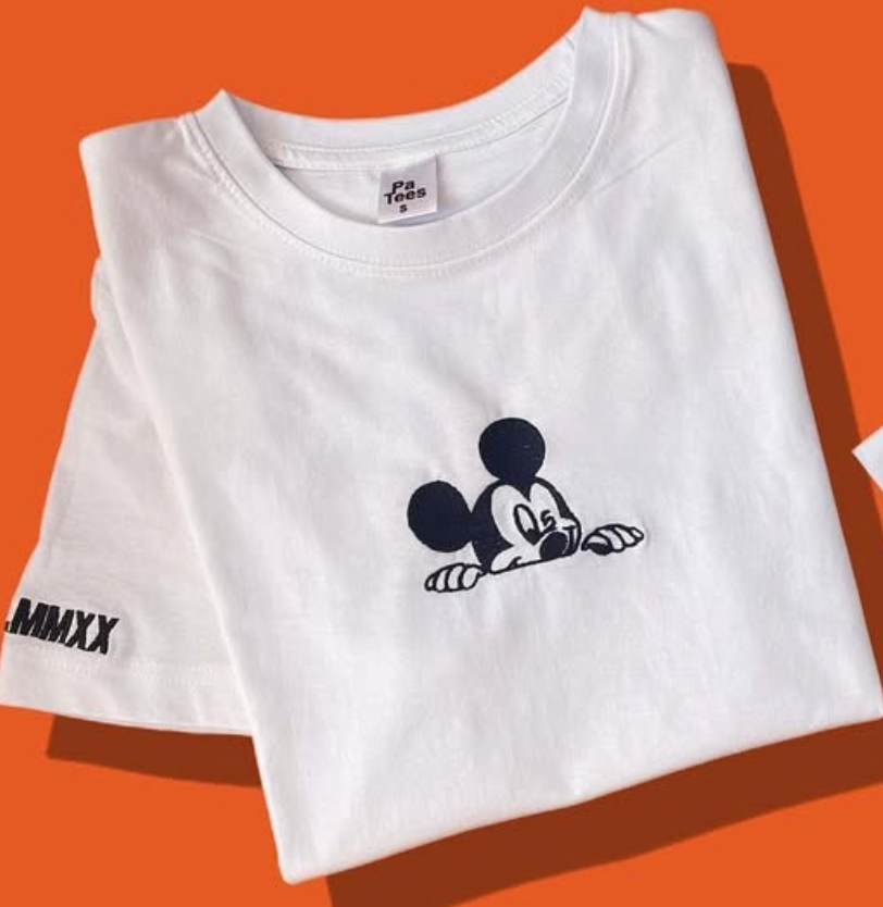 T-shirts Brodés Personnalisés – Cadeau d’Amour